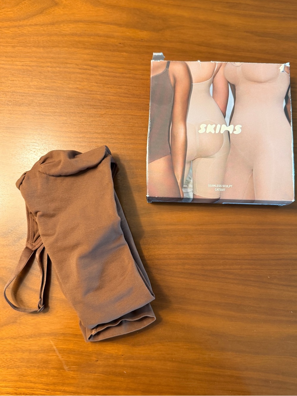 SKIMS - Picture 3 of 5